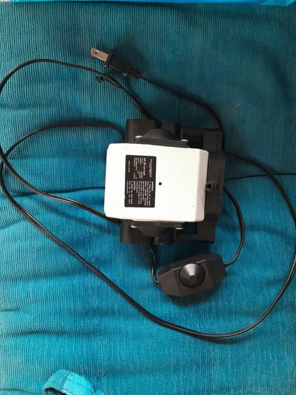 Pondforse XF-30 Air Pump - Aquarium/Pond Aerator - 120V 20W - New Open Box